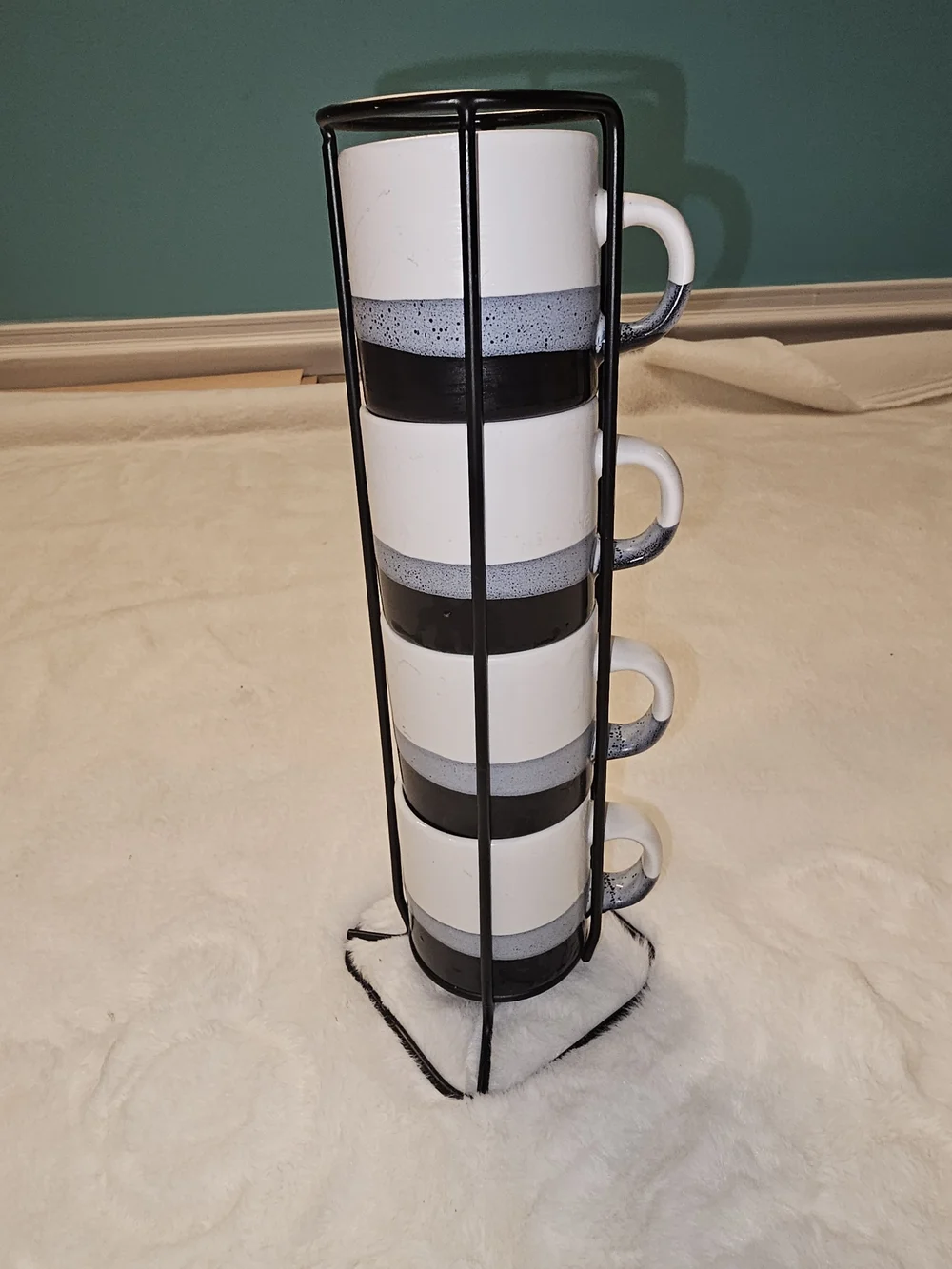 Stackable Black and White/grey Expresso Stoneware Mug Set with Metal Rack 14oz